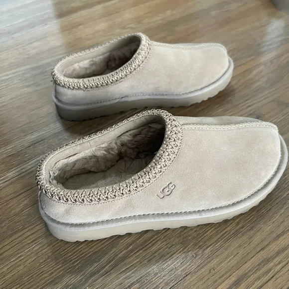 UGG Tasman shoes