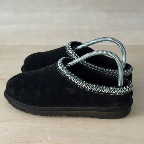 UGG Tasman Suede Clog Shoes Slippers Black Fur Lined Youth Size 5