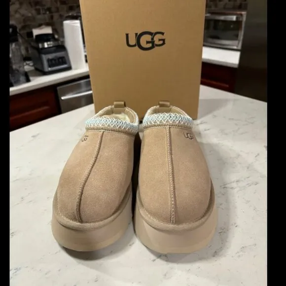 ✨🌟🌺UGG Tazz Chestnut Suede Leather Wool Platform Shoes Women's Slippers🌻