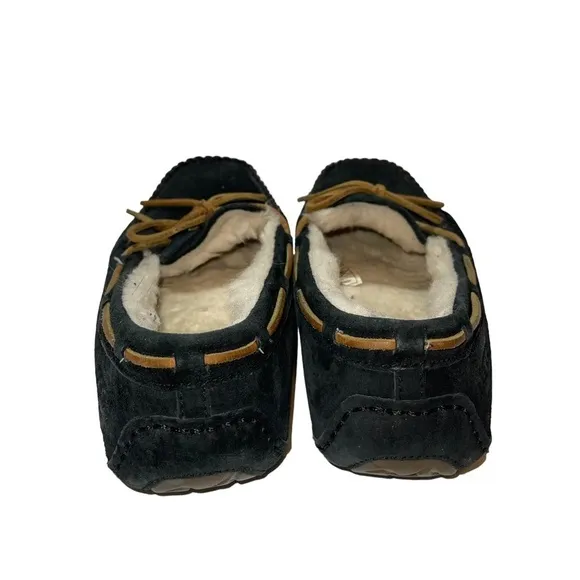 Ugg Woman Shoes Slippers Size 8