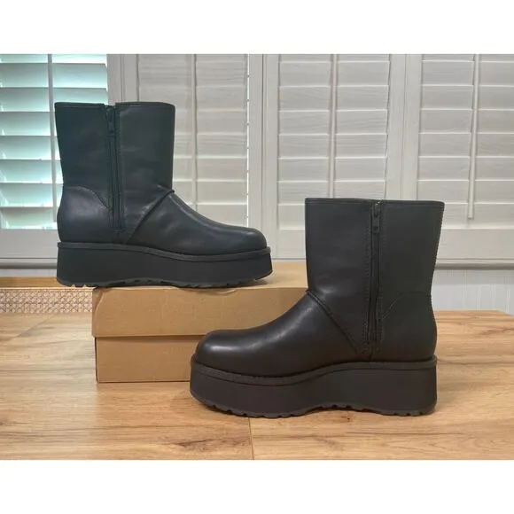 UGG Women's CityFunc Mid Black Boots Leather Size 8.5 NIB Water Resistant Zipper
