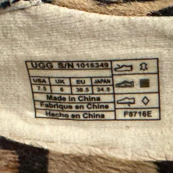 UGG Womens Keile Slip On Sneakers Beige Calf Hair Leopard Print Slip On Shoe 7.5