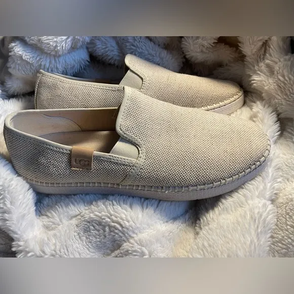 UGG® Women's Luciah Espadrille Flats Shoes Size 10