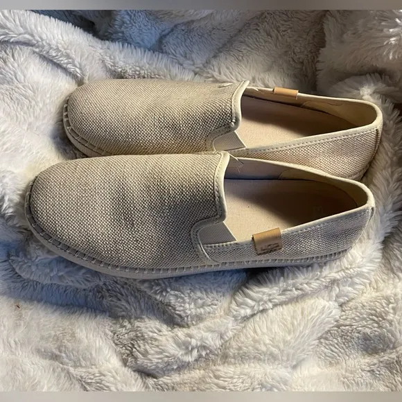 UGG® Women's Luciah Espadrille Flats Shoes Size 10