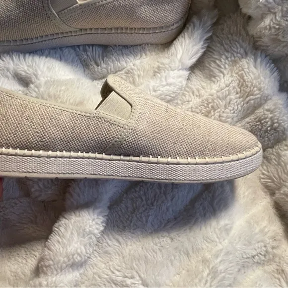 UGG® Women's Luciah Espadrille Flats Shoes Size 10