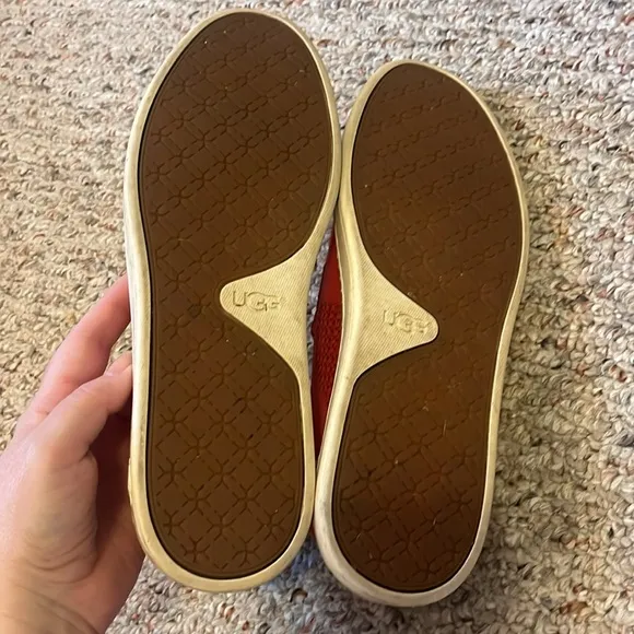 UGG Women's Red Sammy Knitted Slip-On Tango Sneakers Size 10