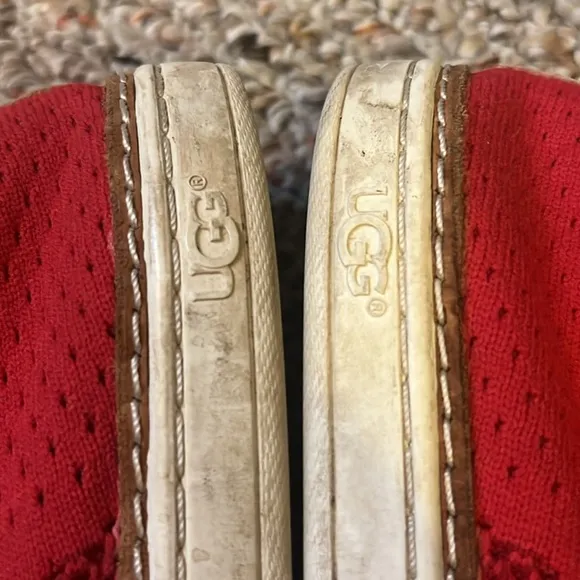 UGG Women's Red Sammy Knitted Slip-On Tango Sneakers Size 10