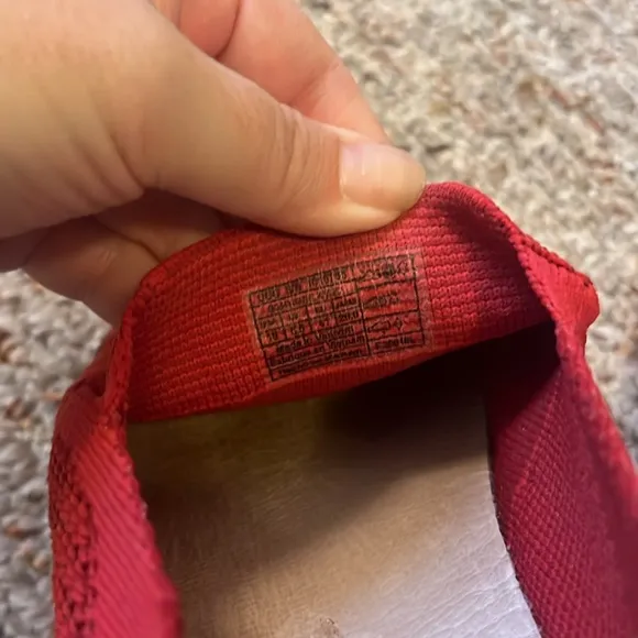 UGG Women's Red Sammy Knitted Slip-On Tango Sneakers Size 10