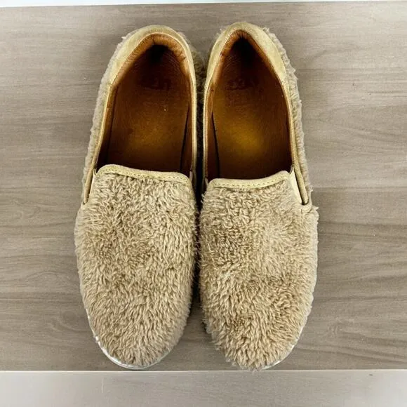 Ugg Women's Sz 8 Ricci Faux Sheepskin Slip-On Sneakers