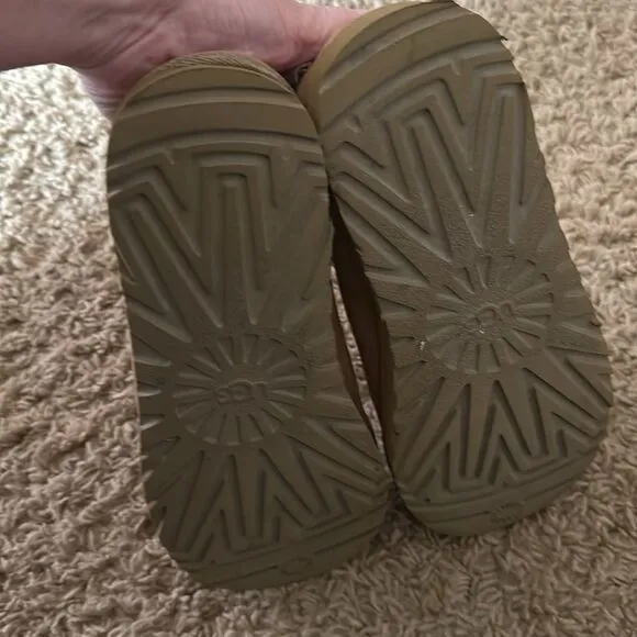 UGG | Women's UGG Tasman Slippers in Chestnut | 7