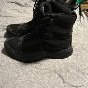Under Armour Black Men's Boots