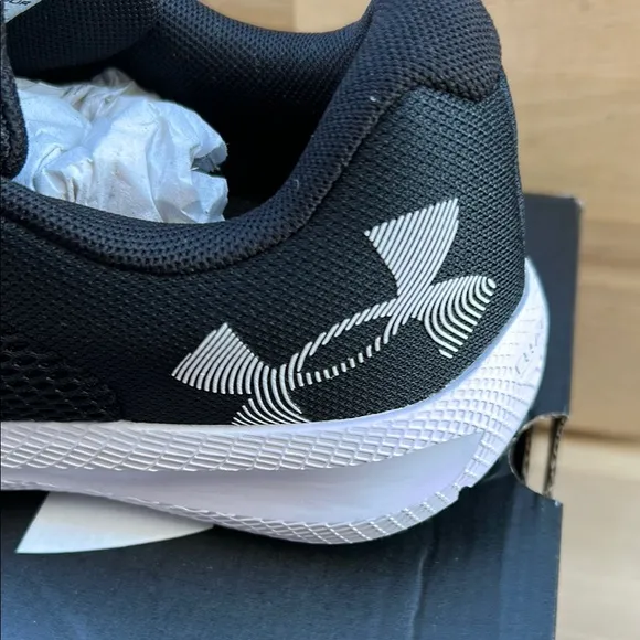 Under Armour Black Sneakers 8.5
