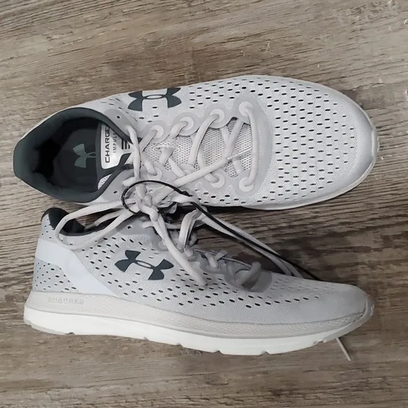 UNDER ARMOUR Charged Impulse Running Shoes Size 9