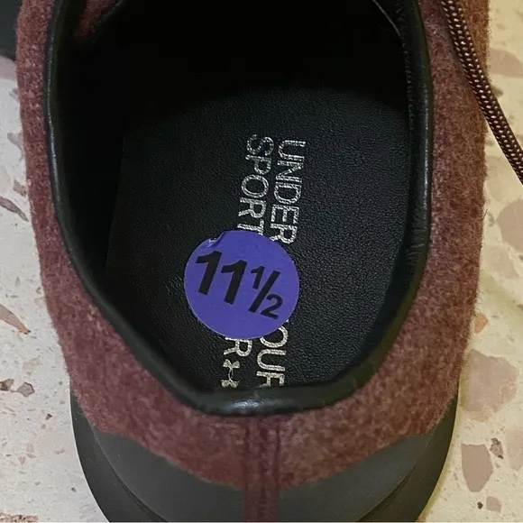 Under Armour Mens Size 11.5 Sportswear Club Wool Maroon Black Casual Sneakers