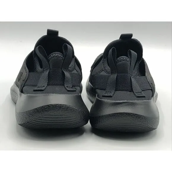 Under Armour Runplay Youth Size 11k Black Slip-On Sneakers 3024211 002 New
