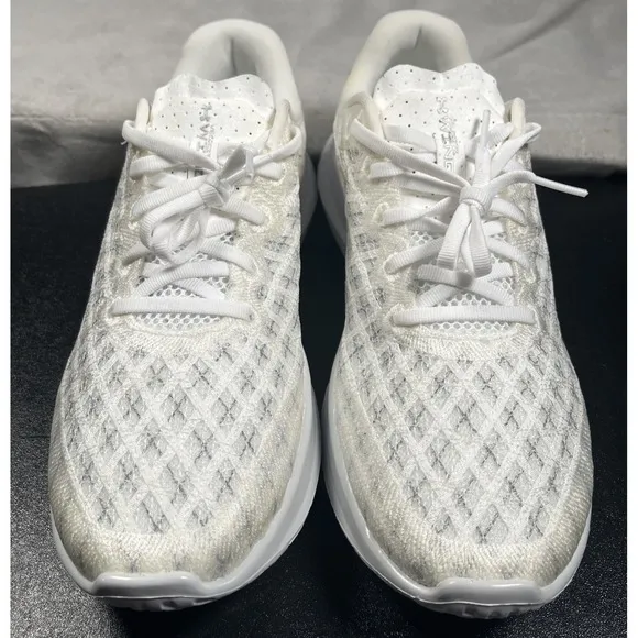 Under Armour Shoes Women's 9.5US Flow Velociti Wind 2 White Halo Grey | Running