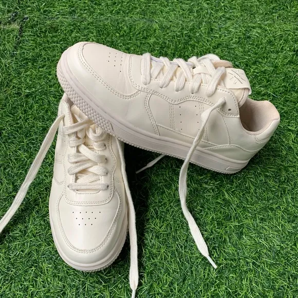 UNITED COLORS OF BENETTON ,Cream Sneakers