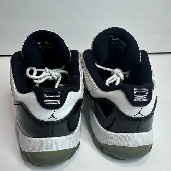 Used Air Jordan 11 Low Sneakers in Black and White Sz.3y