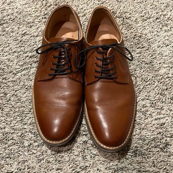 Used brown express shoes