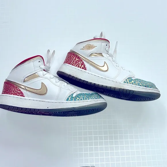 Used Jordan 1 Mid SS &quot;Sneaker School&quot; Grade School Kids' Shoes, size 4.5Y