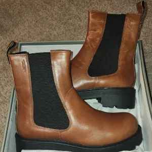 Vagabond Brown Ankle Boots