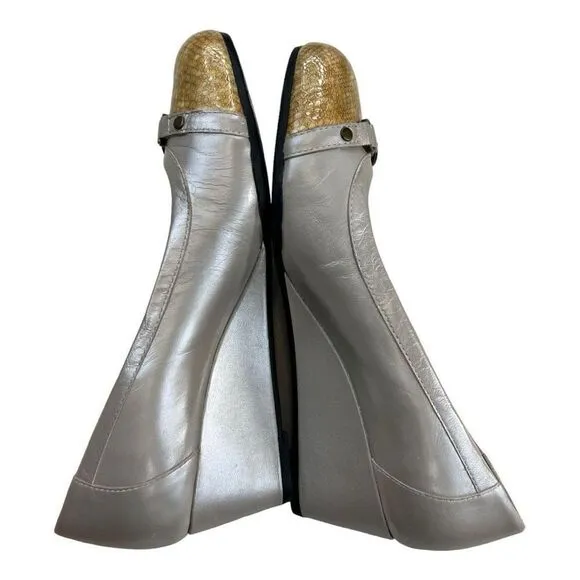Vaneli Women's Cap Toe Slip On Pumps Wedge Heels Shoes Ivory White Gold Size 6.5