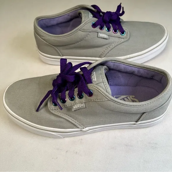 Vans AUTHENTIC Mens Womens Grey Purple Low Top Skateboard Shoes Sz 8 like new