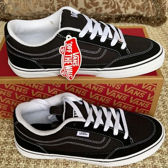 Vans Bearcat Black/White Men’s BearcatBlack/WhiteVN000DT2BZWSneakers