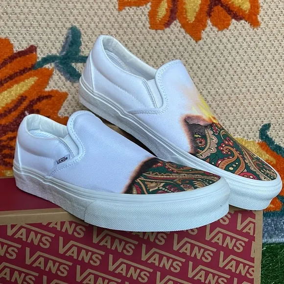 Vans Classic Slip On Big Reveal True White/Paisley Men’s sneakers