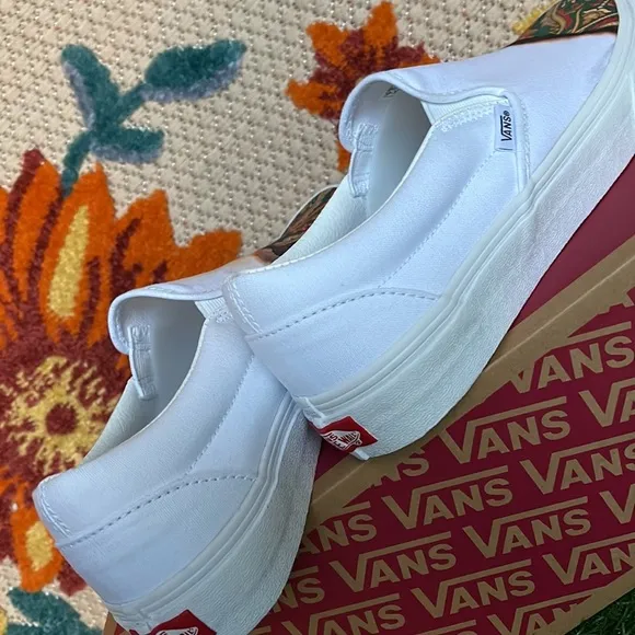 Vans Classic Slip On Big Reveal True White/Paisley Men’s sneakers