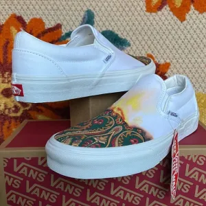 Vans Classic Slip On Big Reveal True White/Paisley Men’s sneakers