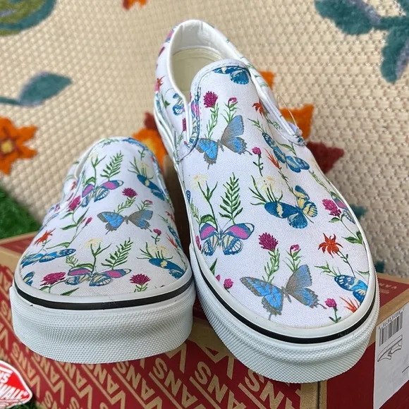Vans Classic Slip On Butterfly Floral Marshmallow/True White Men’s sneake…