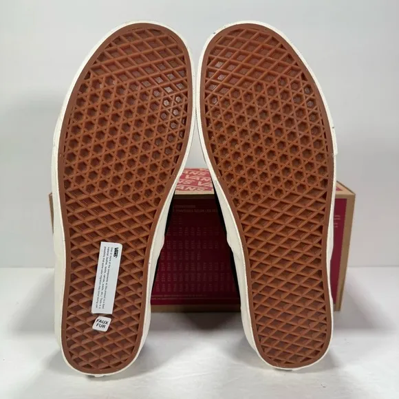 Vans Classic Slip-On Cozy Hug Black Sneakers Men’s Size 11.5