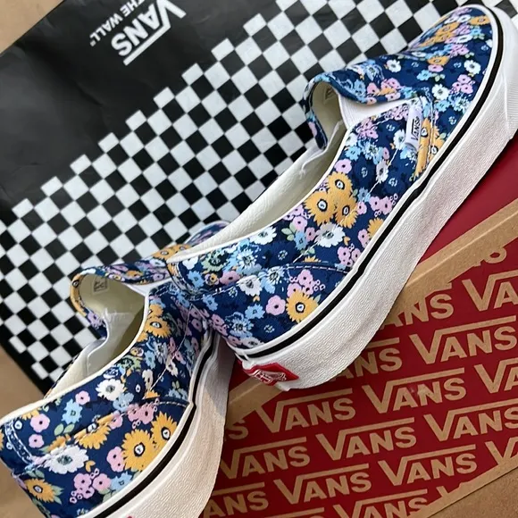 Vans Classic Slip On Floral True Navy/Multi WMNS sneakers
