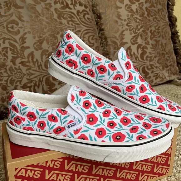 Vans Classic Slip-On Flowers/True White WMNS
