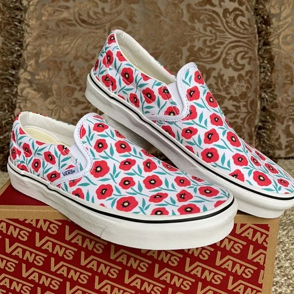 Vans Classic Slip-On Flowers/True White WMNS