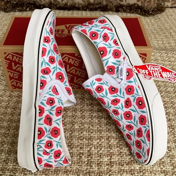 Vans Classic Slip-On Flowers/True White WMNS