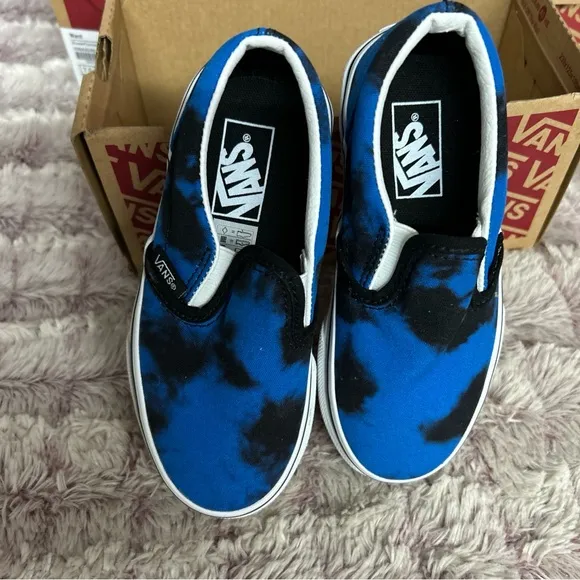 Vans Classic Slip On Kids Sneakers Size 11