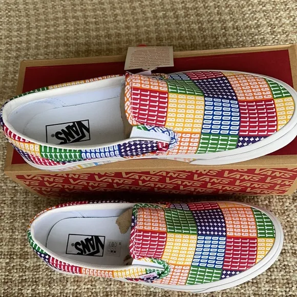 Vans Classic Slip On Pride Multi/True White WMNS
