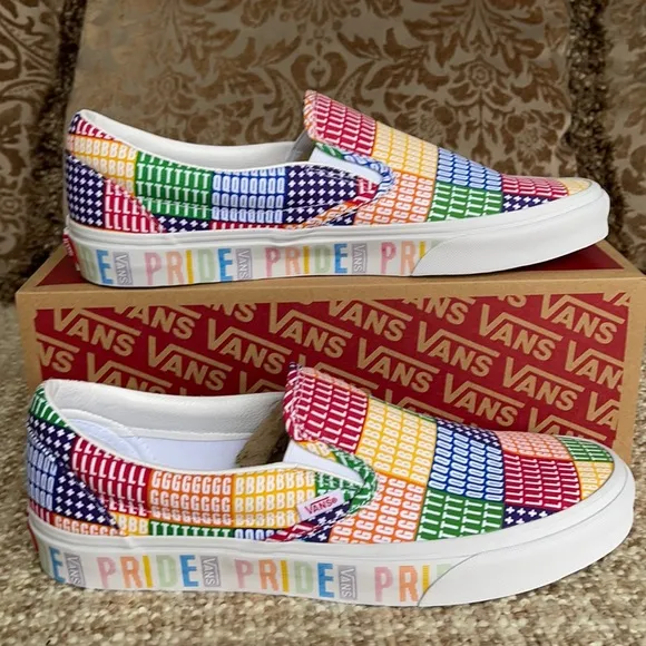 Vans Classic Slip On Pride Multi/True White WMNS