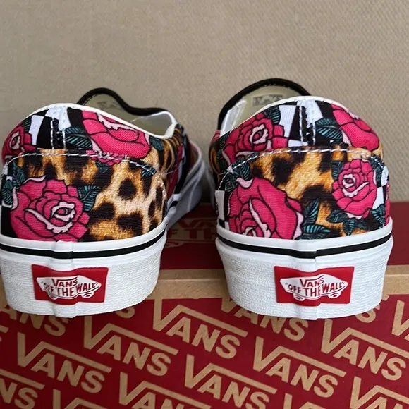 Vans Classic Slip-On Rose / Animal Check True White Multi Men’s