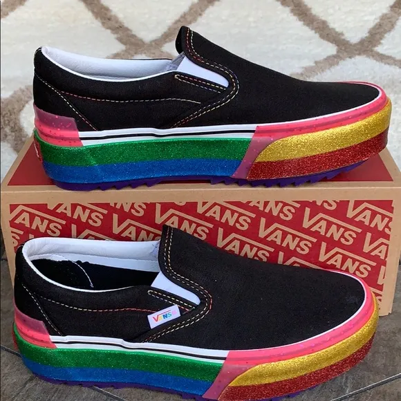 ••VANS CLASSIC SLIP ON S PLATFORMS GLITTER BLK/R W