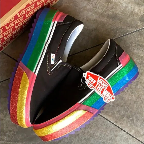 ••VANS CLASSIC SLIP ON S PLATFORMS GLITTER BLK/R W