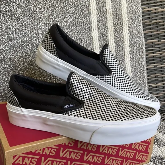Vans Classic Slip-On Sparkle Check Black/True White WMNS sneakers-platforms