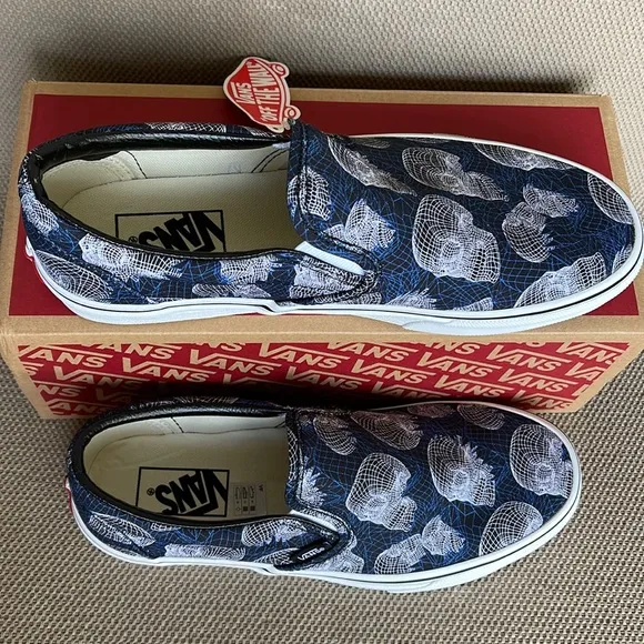 Vans Classic Slip-On Wireframe Skulls Black / True White WMNS