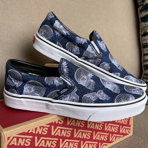 Vans Classic Slip-On Wireframe Skulls Black / True White WMNS