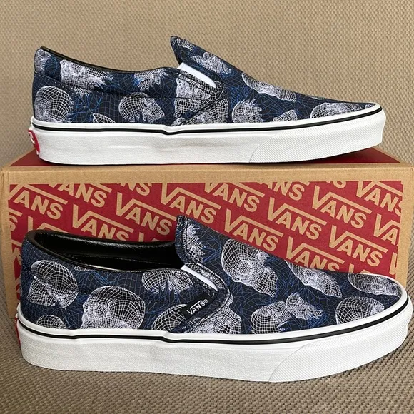 Vans Classic Slip-On Wireframe Skulls Black / True White WMNS