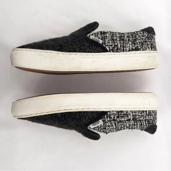 Vans Classic Slip On Sneakers in Black and White size 7