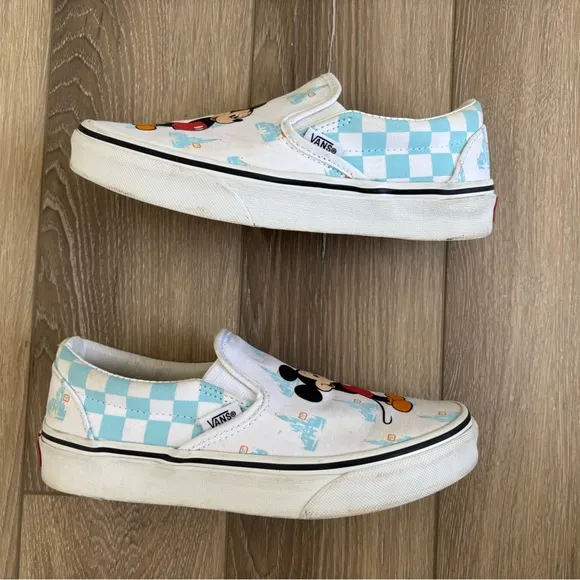 Vans Disney Parks Mickey Mouse Limited Edition Slip-On Sneakers Women’s Size 5.5