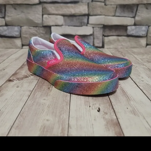 VANS GIRLS CLASSIC SLIP-ON SHOES SNEAKERS